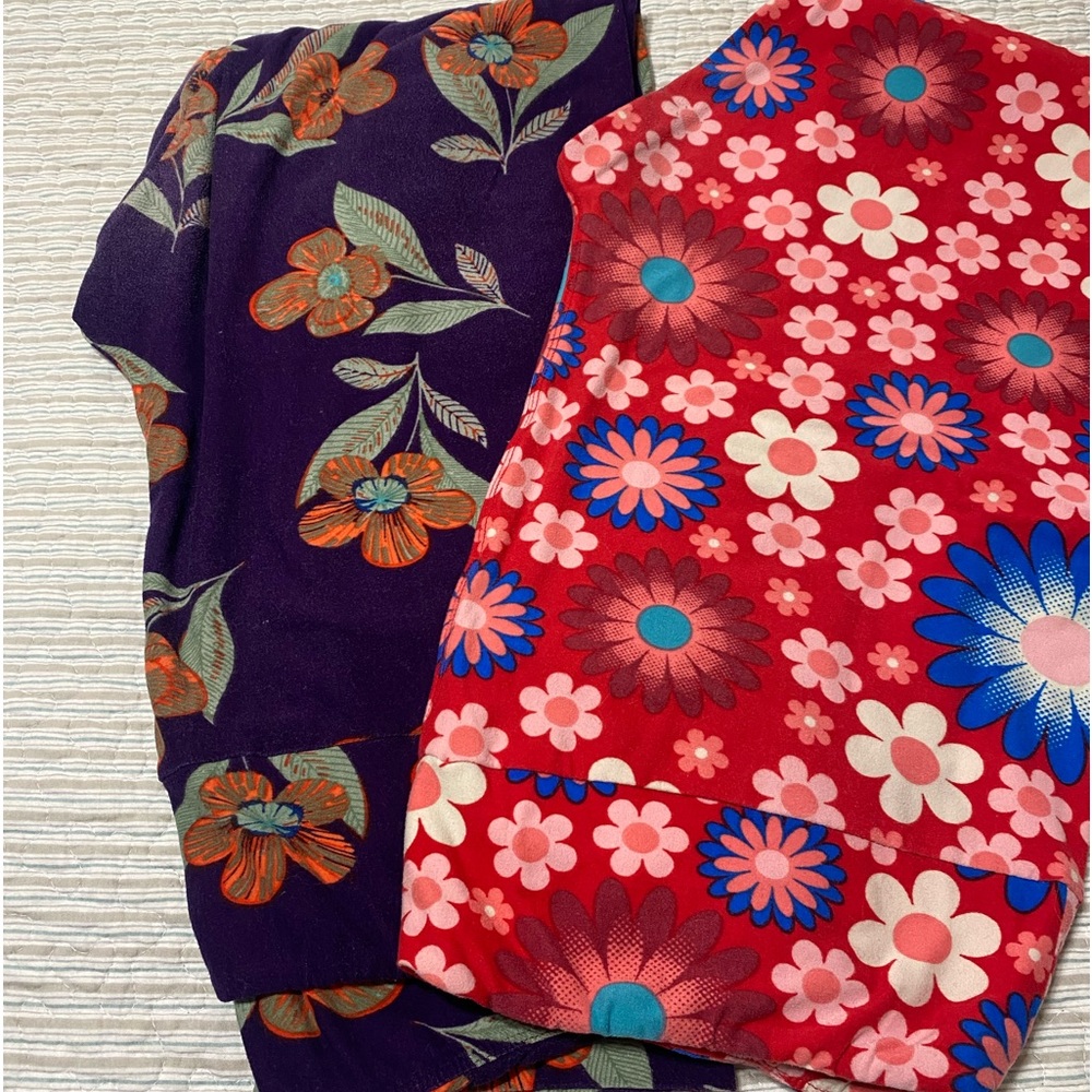 2 pair TC Lularoe leggings